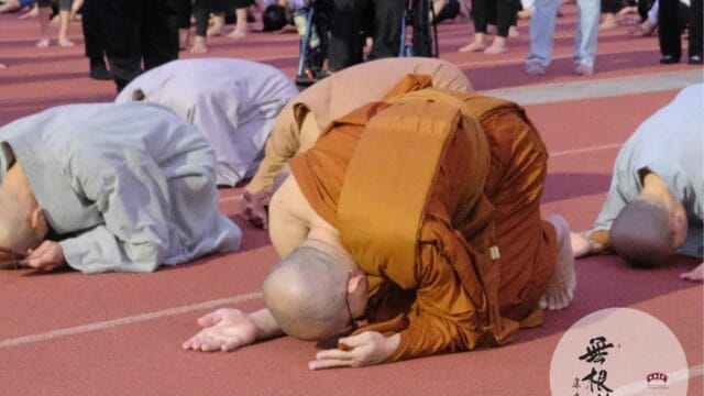 Transference of Lights, 3-Steps 1-Bow (KYCL Zen Centre)